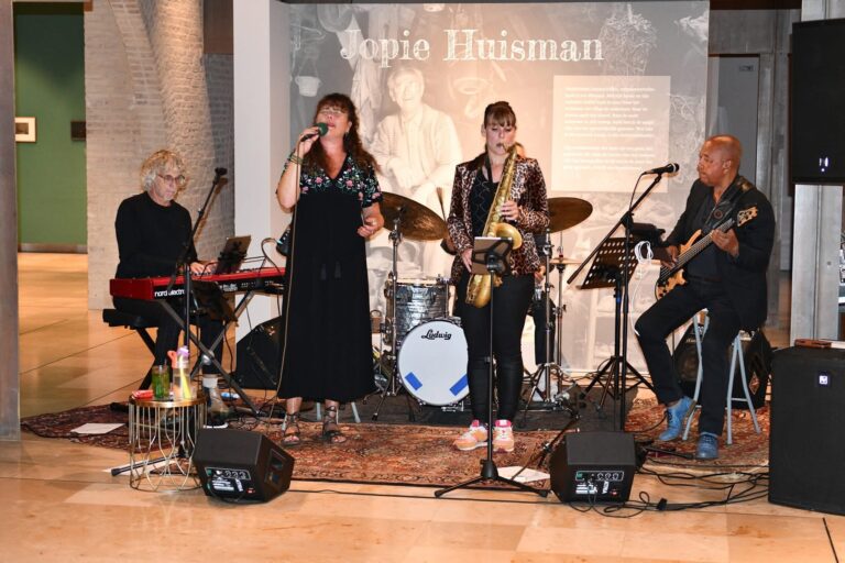 Museumnacht bij Jopie — museum-expo in Friesland