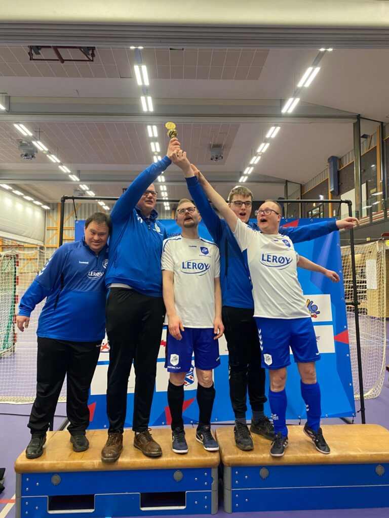 Het Bijzondere Zaalvoetbaltoernooi — Sport in Friesland