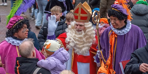 Sinterklaaswandeltocht Sneek 2026 — markt-eten in Friesland